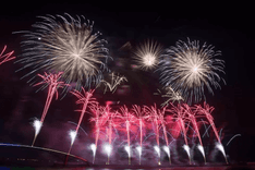 海上遊船煙火秀